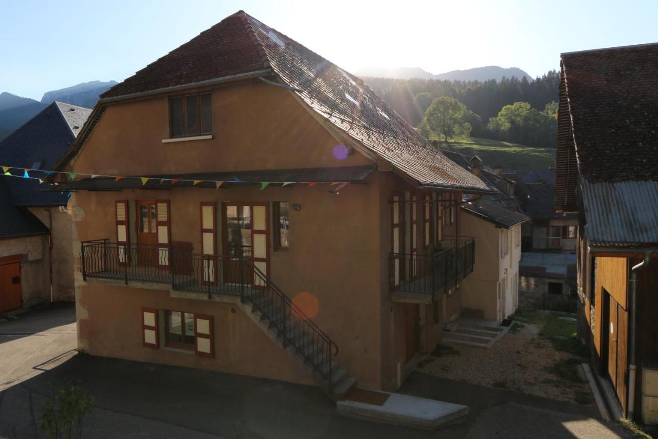 Апартаменты Le Postillon Rez Saint-Pierre-d'Entremont  Экстерьер фото